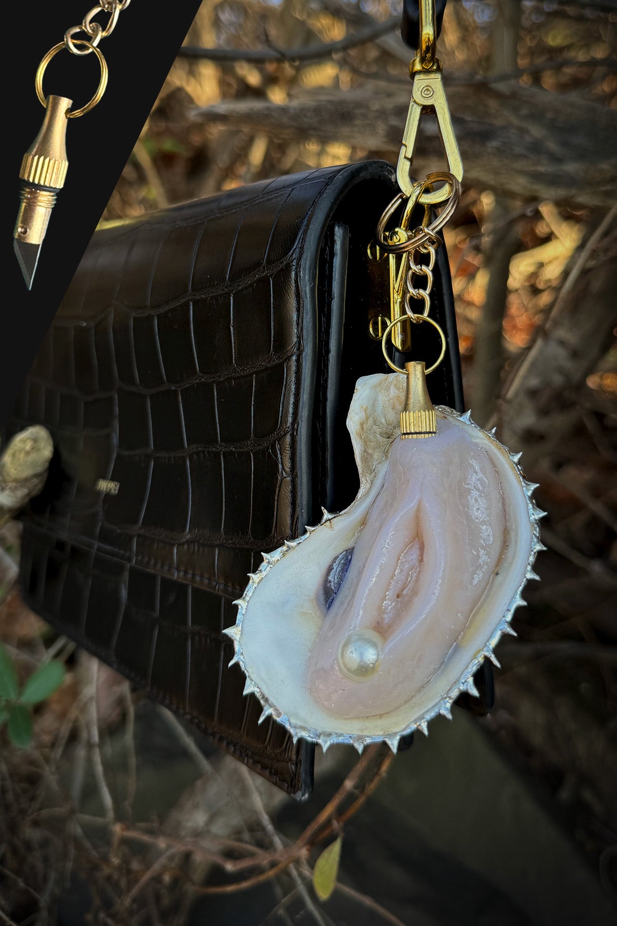 Vagina Seashell Bag Charm with Hidden Blade