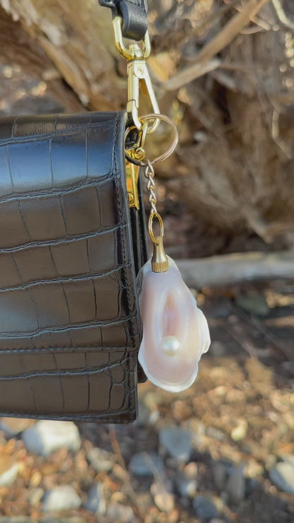 Vagina Seashell Bag Charm with Hidden Blade